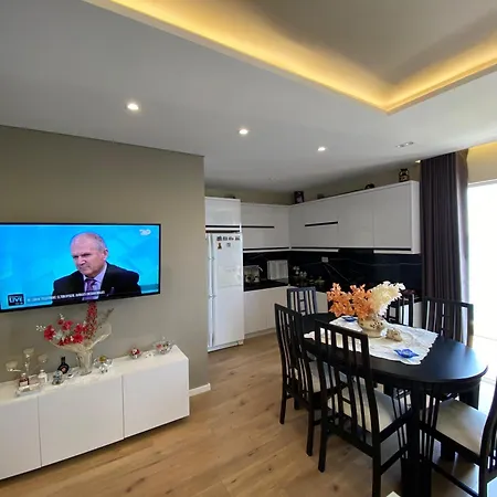 Apartment Skyline Penthouse With Sea View